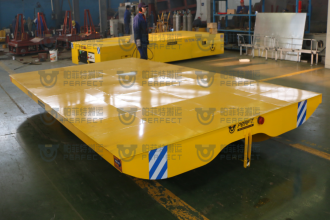 南京鋼卷低壓軌道電動平板車現(xiàn)場