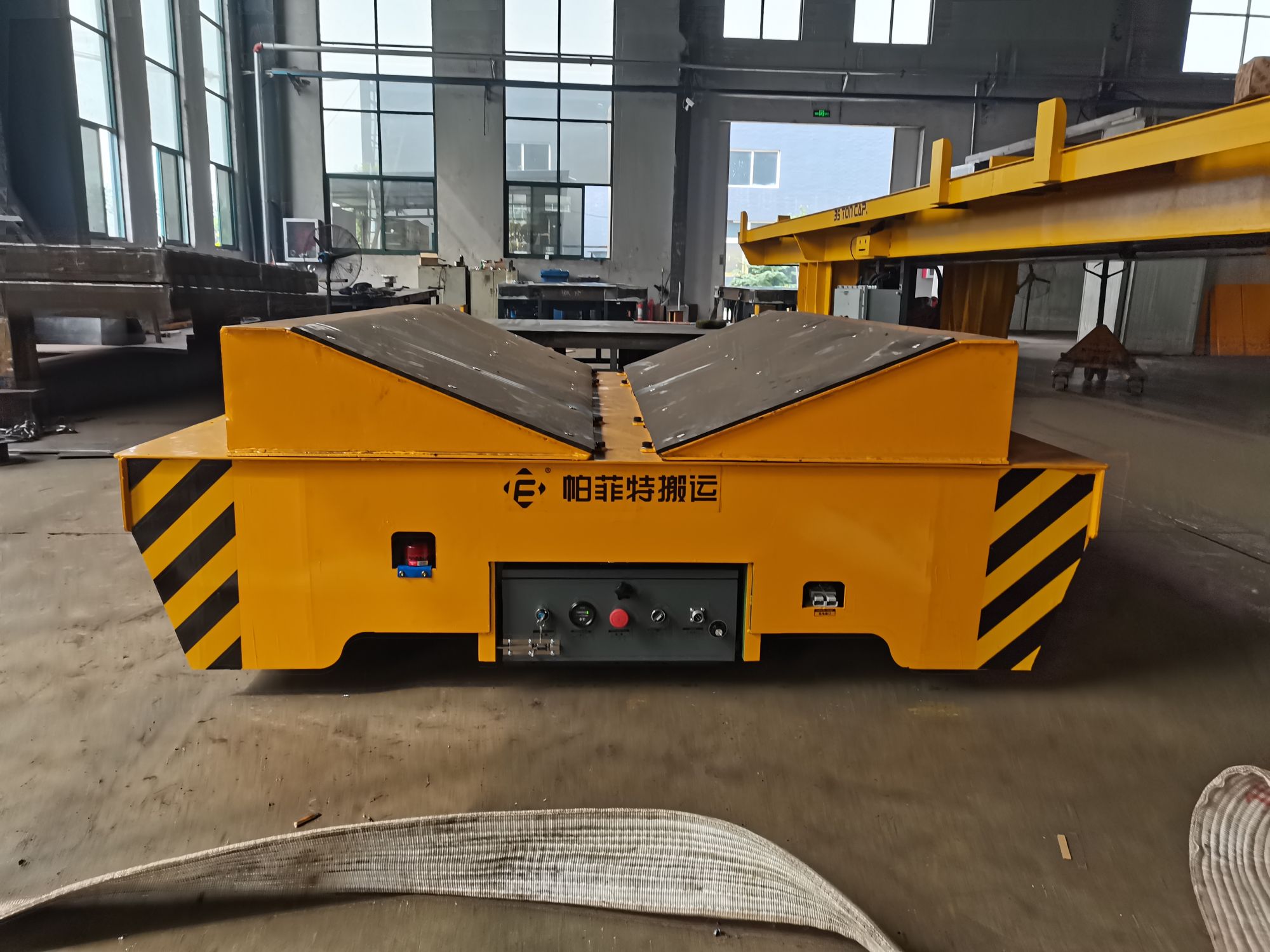 軌道電動(dòng)平車(chē)